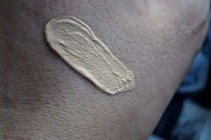 Chanel les beiges healthy glow foundation spf 25 (glow) Chanel les beiges healthy glow foundation spf 25