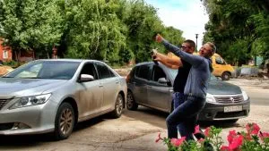 Що робити при дтп за новими правилами винуватець, особисте майно, оформлення європротоколу (винуватець дтп без страховки що робити) Що робити при дтп за новими правилами винуватець, особисте майно, оформлення європротоколу