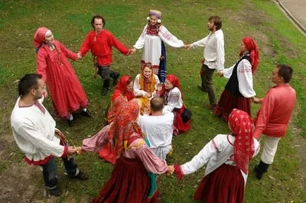 Що дарують на рік весілля - оригінальні подарунки від рідних (подарунки) Що дарують на рік весілля - оригінальні подарунки від рідних