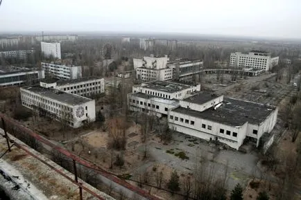 Чорнобиль до і після аварії