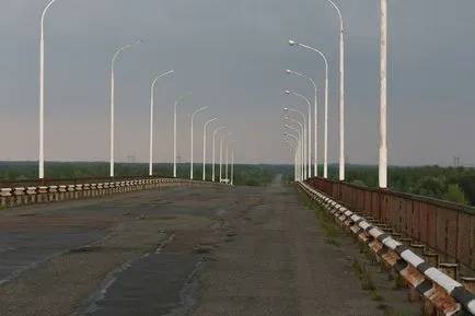 Чорнобиль до і після аварії