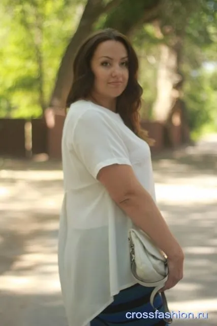 Crossfashion group - як приховати повну спину і випирає живіт одягом варіант з об'ємними блузами (поради для повної фігури з фото) Crossfashion group - як приховати повну спину і випирає живіт одягом варіант з об'ємними блузами