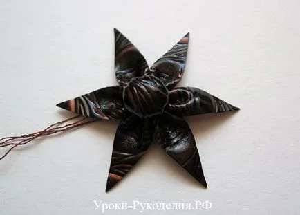 Квітка з шкірозамінника - уроки рукоділля (квітка) Квітка з шкірозамінника - уроки рукоділля