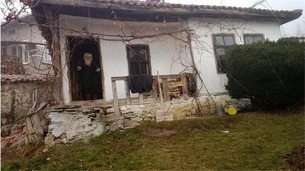 Дідусь добри - жебрак благодійник