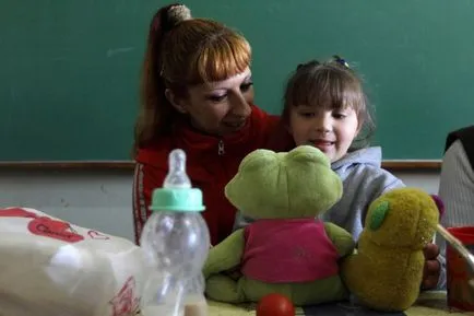 Діти, які виросли і виховані в тюрмах, народження діти у в'язниці, мітки тримати, рік, тримати, рік (в'язницях) Діти, які виросли і виховані в тюрмах, народження діти у в'язниці, мітки тримати, рік, тримати, рік