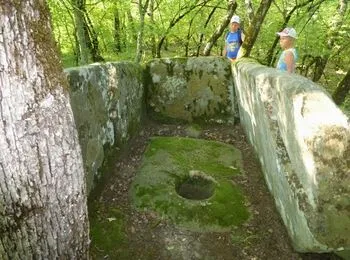 Дольмени Житомирського краю (фото) де знаходяться, загадкова історія, відгуки туристів (дольмени Житомирського краю) Дольмени Житомирського краю (фото) де знаходяться, загадкова історія, відгуки туристів