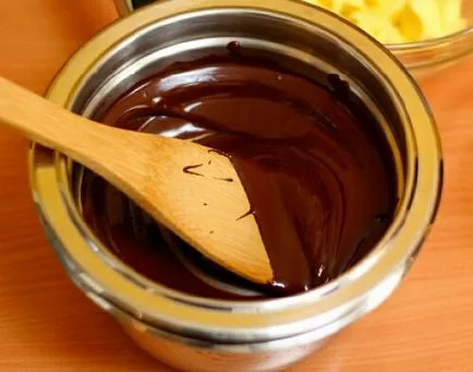 Домашні шоколадні бальзами для губ своїми руками (своїми) Домашні шоколадні бальзами для губ своїми руками