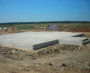 Фундамент плита з ростверком призначення, плюси і мінуси (ростверком) Фундамент плита з ростверком призначення, плюси і мінуси