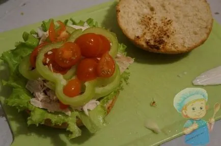 Гамбургер з куркою в домашніх умовах швидко і смачно »(гамбургер) Гамбургер з куркою в домашніх умовах швидко і смачно »