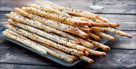 Гриссини рецепт приготування з сиром, кунжутом і пармской шинкою (фото і відео) (гриссини) Гриссини рецепт приготування з сиром, кунжутом і пармской шинкою (фото і відео)