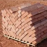 Цокольний цегла вибираємо і викладаємо своїми руками
