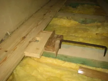 Інструмент для стягування дощок підлоги (дощок) Інструмент для стягування дощок підлоги