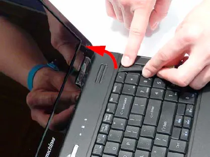 Інструкція з розбирання acer emachines e430, e627, e630