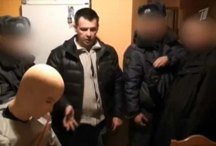 Інтерв'ю з Олекси Кабанова, обвинуваченим у вбивстві дружини суспільство України (поліетиленовий пакет написом Дитячий) Інтерв'ю з Олекси Кабанова, обвинуваченим у вбивстві дружини суспільство України