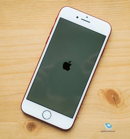 Iphone 7 і iphone 7 plus (product) red десять фактів (PRODUCT Special Edition) Iphone 7 і iphone 7 plus (product) red десять фактів