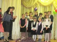 З чого ж, з чого ж, з чого зроблені наші дівчата ... (чого) З чого ж, з чого ж, з чого зроблені наші дівчата ...