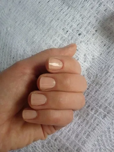 Irisk professional - лак для нігтів на основі гелю nail polish eternail 15 мл №4 (лак) Irisk professional - лак для нігтів на основі гелю nail polish eternail 15 мл №4