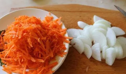 Кабачки, фаршировані куркою і грибами - покроковий рецепт з фото на
