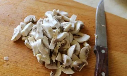 Кабачки, фаршировані куркою і грибами - покроковий рецепт з фото на
