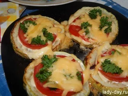 Кабачки з помідорами і сиром, прості рецепти з фото (з помідорами) Кабачки з помідорами і сиром, прості рецепти з фото