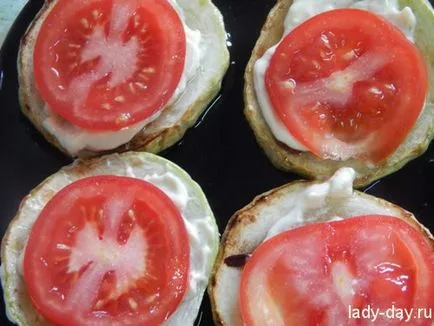 Кабачки з помідорами і сиром, прості рецепти з фото (помідорами) Кабачки з помідорами і сиром, прості рецепти з фото