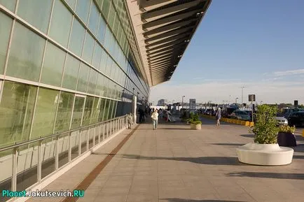 Як дістатися до аеропорту Шопена у Варшаві