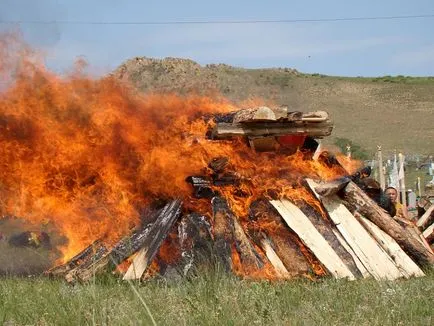Як готуються до похорону