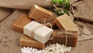 Як відбілити пожовклу нижню білизну 13 народних методів і 6 хімічних засобів (нижня) Як відбілити пожовклу нижню білизну 13 народних методів і 6 хімічних засобів