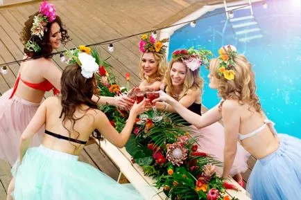 Як організувати класну вечірку біля басейну самостійно за 10 кроків (вечірку) Як організувати класну вечірку біля басейну самостійно за 10 кроків