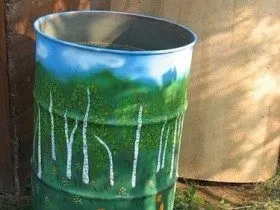 Декор бочок на дачі