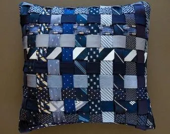 Даємо друге життя старим краваток - ярмарок майстрів - ручна робота, handmade (ідеї декору) Даємо друге життя старим краваток - ярмарок майстрів - ручна робота, handmade