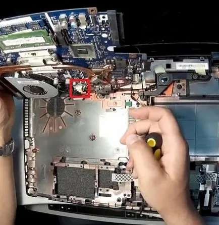 Як розібрати acer 5750g або як почистити acer 5750 від пилу (розібрати acer 5750g 5750 почистити пилу) Як розібрати acer 5750g або як почистити acer 5750 від пилу