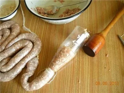 Як зробити насадку для ковбаси своїми руками