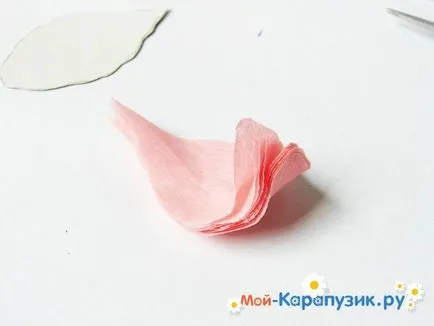 Як зробити гладіолуси з паперу своїми руками (зробити) Як зробити гладіолуси з паперу своїми руками