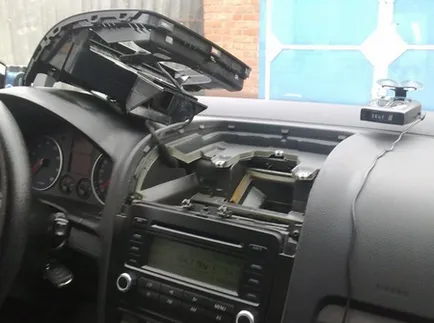 Як зняти магнітолу фольксваген дожиття і замінити на нову (зняти) Як зняти магнітолу фольксваген дожиття і замінити на нову