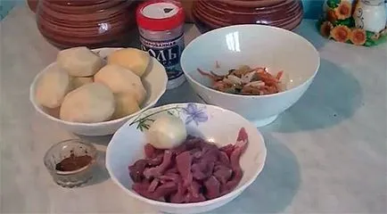 Картопля в горщиках з м'ясом в духовці (м'ясом) Картопля в горщиках з м'ясом в духовці