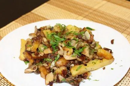 Картопля, запечена з грибами і овочами в духовці; картопля, тушкований з грибами і овочами (грибами) Картопля, запечена з грибами і овочами в духовці; картопля, тушкований з грибами і овочами