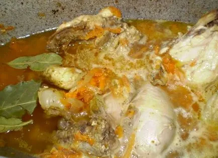 Картопля тушкована з куркою (куркою) Картопля тушкована з куркою