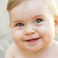 Коли і як проколювати вуха дівчинці, щоб не завдати шкоди для її здоров'я (швидко забуває перенесеної раніше) Коли і як проколювати вуха дівчинці, щоб не завдати шкоди для її здоров'я