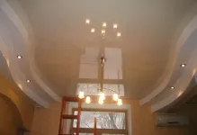 Комбіновані натяжні стелі фото монтаж підвісних стель разом, красива комбінація (фото) Комбіновані натяжні стелі фото монтаж підвісних стель разом, красива комбінація