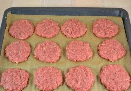 Котлети в духовці з помідорами - покроковий рецепт з фото на (кулінари) Котлети в духовці з помідорами - покроковий рецепт з фото на