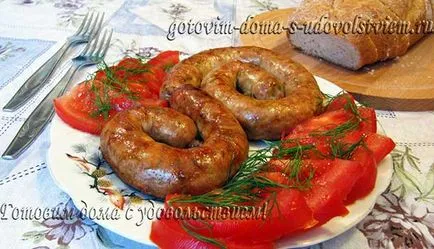 Курячі ковбаски в духовці - часникові стрілки в справу