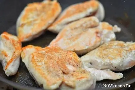 Куряче філе у вершковому соусі