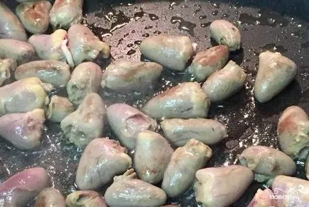 Курячі сердечка з печінкою - покроковий рецепт з фото на (страви) Курячі сердечка з печінкою - покроковий рецепт з фото на