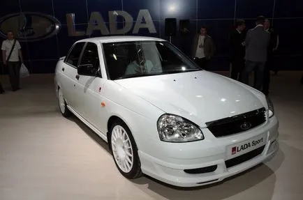 Lada priora sport - седан, заряджений заводським тюнінгом (управління) Lada priora sport - седан, заряджений заводським тюнінгом