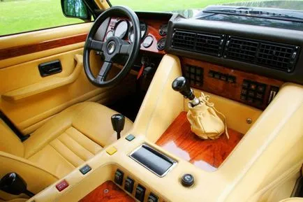 Lamborghini lm 002 - фото, ціна, технічні характеристики позашляховика ламборджини лм 002 (позашляховика) Lamborghini lm 002 - фото, ціна, технічні характеристики позашляховика ламборджини лм 002