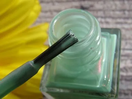 Лак ysl 70 peace green вишневий колір і нігті кольору грошей - елена Чемезова (нігті) Лак ysl 70 peace green вишневий колір і нігті кольору грошей - елена Чемезова