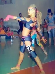 Disco dance - танець диско! Рухомий, стрибучий, красиво і цікаво - вчися танцювати! (Disco) Disco dance - танець диско! Рухомий, стрибучий, красиво і цікаво - вчися танцювати!