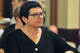 Марина королева куди ставити наголос при відмінюванні слова ставок - українська газета (наголос) Марина королева куди ставити наголос при відмінюванні слова ставок - українська газета