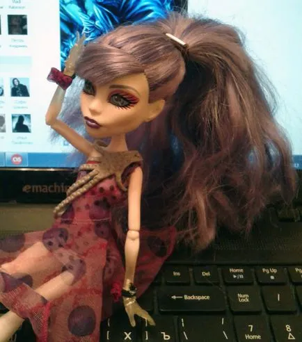 Майстер-клас як привести в порядок затрёпанние волосся, monster high світ монстрів (волосся) Майстер-клас як привести в порядок затрёпанние волосся, monster high світ монстрів